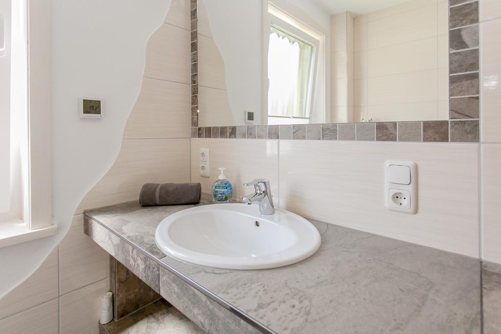 Ferienhaus Tura Pruchten Exteriör bild